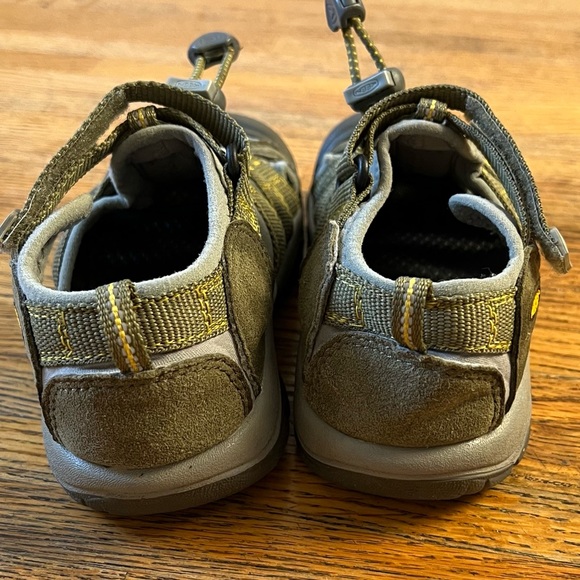 Keen Newport H2 Sandals Unisex Little Kids Size 12 - Picture 5 of 6